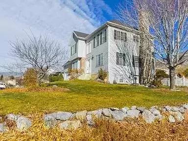 Main picture of 9870 N Meadow Dr