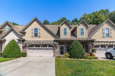 Main picture of 1119 Heritage Path Ln