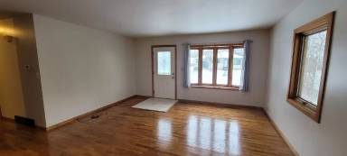 Main picture of 1807 America Ct NW