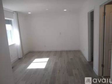 Main picture of 3441 Harbor Ct