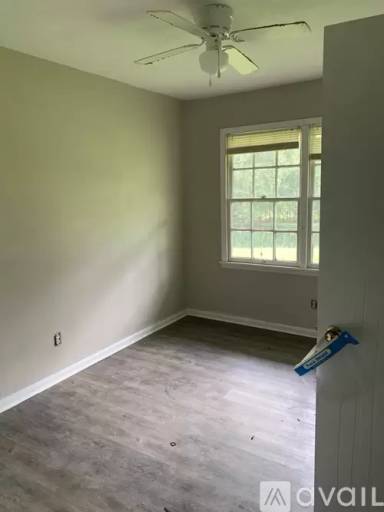 Main picture of 895 Murphy Dr