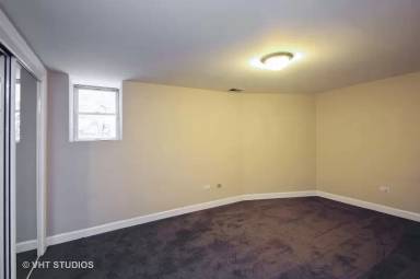 Main picture of 945 W Agatite Ave