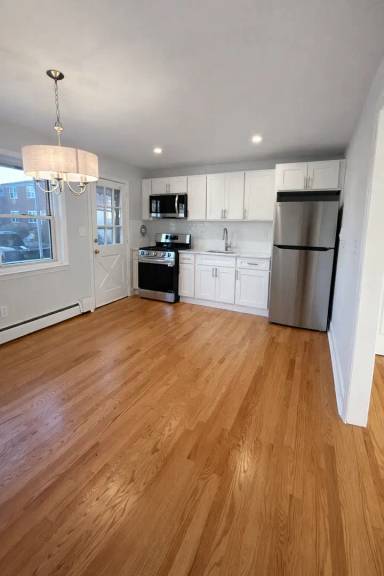 Main picture of 171 Matawan Ave