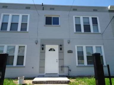 Main picture of 1625 Butler St SE