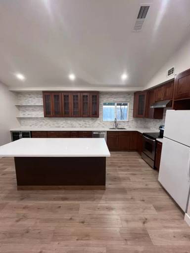 Main picture of 423 Dawnridge Rd