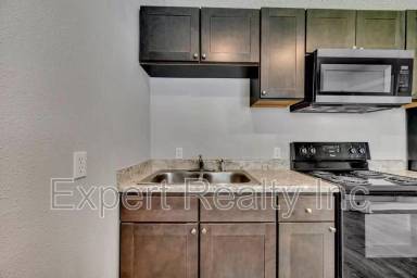 Main picture of 1033 57th St W