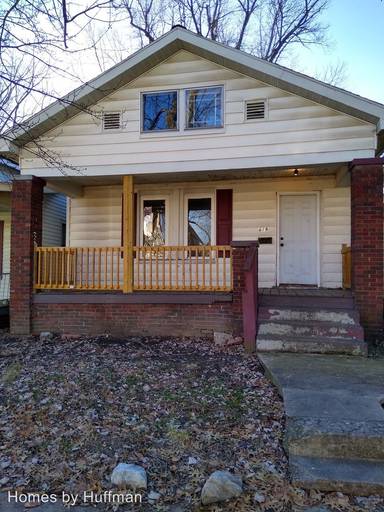 Main picture of 619 Jackson Ave