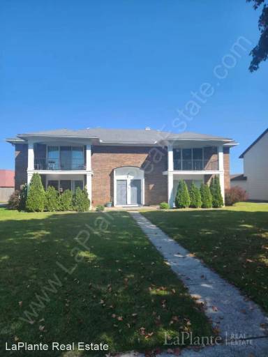 Main picture of 5436 Cresthaven Ln