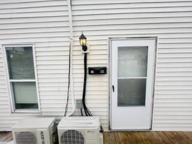 Main picture of 211 E Beecher Ave