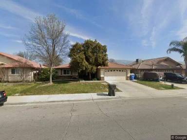 Main picture of 2124 S A St