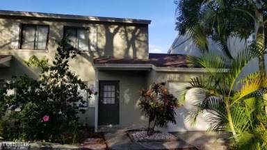 Main picture of 1635 Adams Cir S