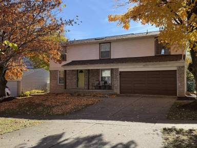 Main picture of 2447 Roanoke Dr