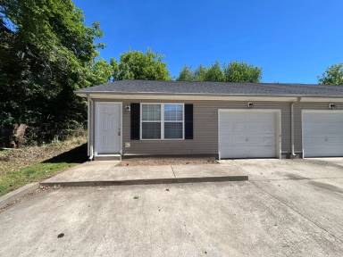 Main picture of 9063 Pembroke Rd