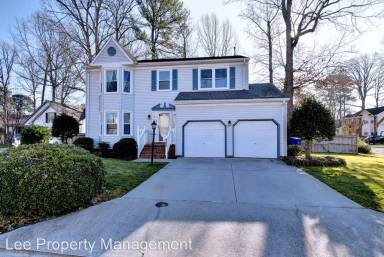 Main picture of 802 Marquette Ct