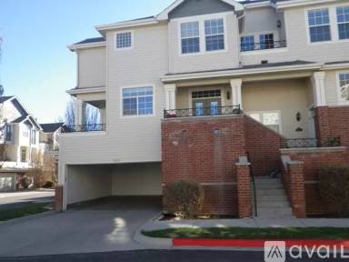 Main picture of 9842 E Idaho St