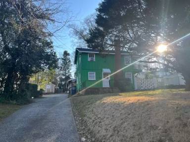 Main picture of 185 Nantahala Ave