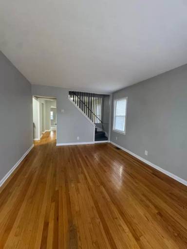 Main picture of 16 167th St