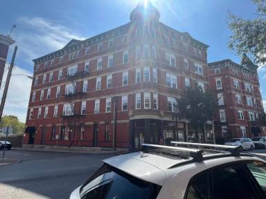 Main picture of 2716 Woodburn Ave