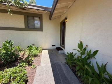Main picture of 7739 Southcliff Dr