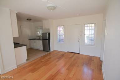 Main picture of 5414 1/2 Fountain Ave