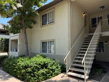 Main picture of 255 S 2nd St