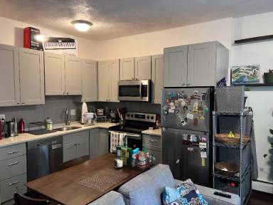 Main picture of 41 E Springfield St