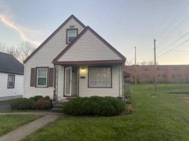Main picture of 3740 W 2nd St