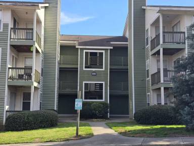 Main picture of 979 Stewarts Creek Dr