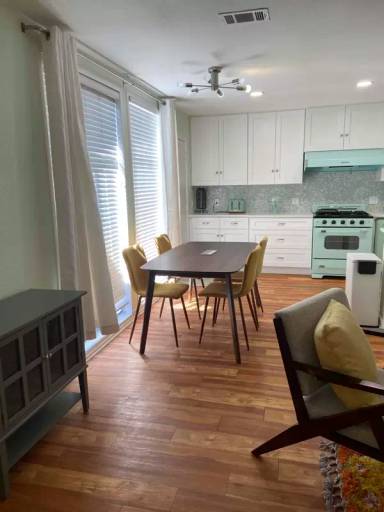 Main picture of 1410 Corona Dr
