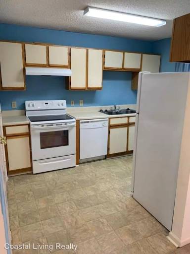 Main picture of 251 Myrtle Greens Dr