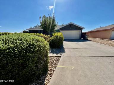 Main picture of 5457 Ridge St