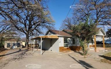 Main picture of 3725 Selma St