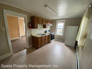 Main picture of 426 W Saint Joseph St