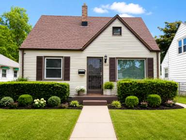 Main picture of 3930 N 70th St