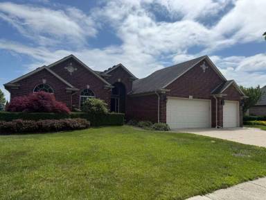 Main picture of 21494 Pine Cone Dr