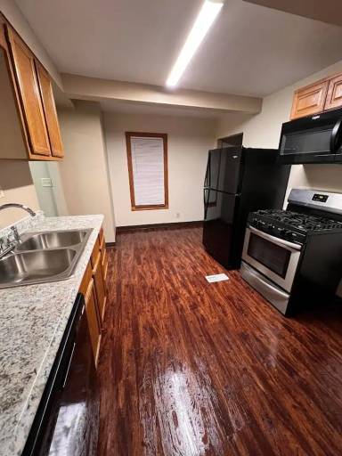Main picture of 112 Hazel St