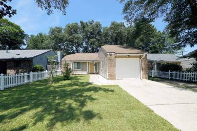 Main picture of 104 Cedar Ridge Way