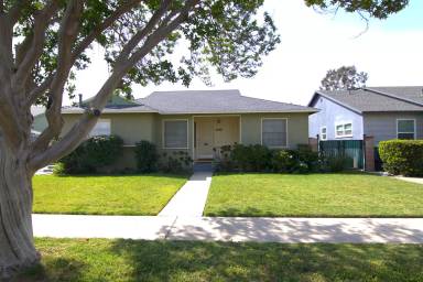 Main picture of 17106 Willard St