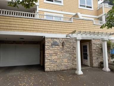 Main picture of 5450 California Ave SW