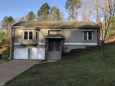 Main picture of 113 Dollie Cir