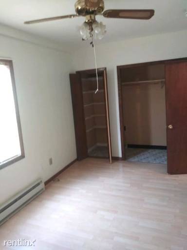 Main picture of 74 Hollis St