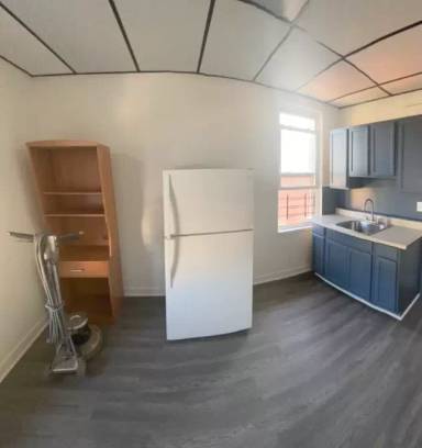 Main picture of 355 Beach 69th St