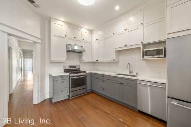 Main picture of 2069 Mission St