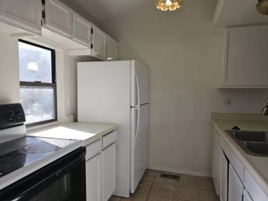 Main picture of 4204 S Richfield Way