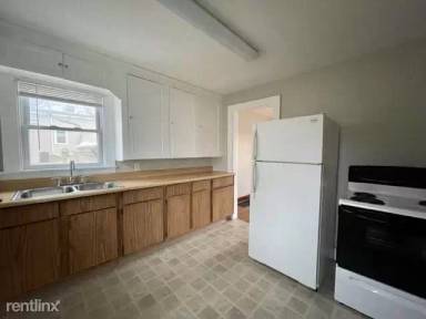 Main picture of 414 Perry St