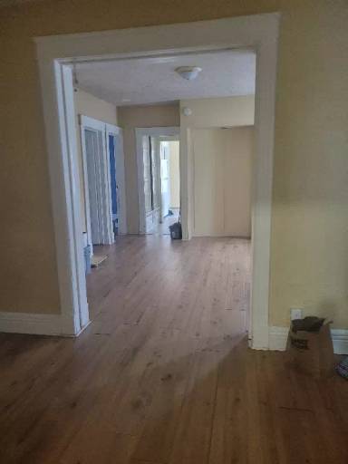 Main picture of 1 N Manning Blvd