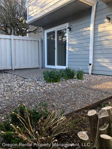 Main picture of 12940 SW 5th St
