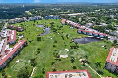 Main picture of 5 High Point Cir W