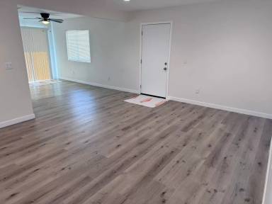 Main picture of 39975 Mary Ln