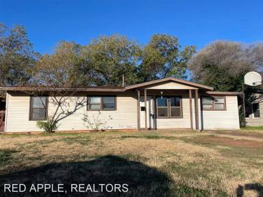Main picture of 1302 S La Salle Dr